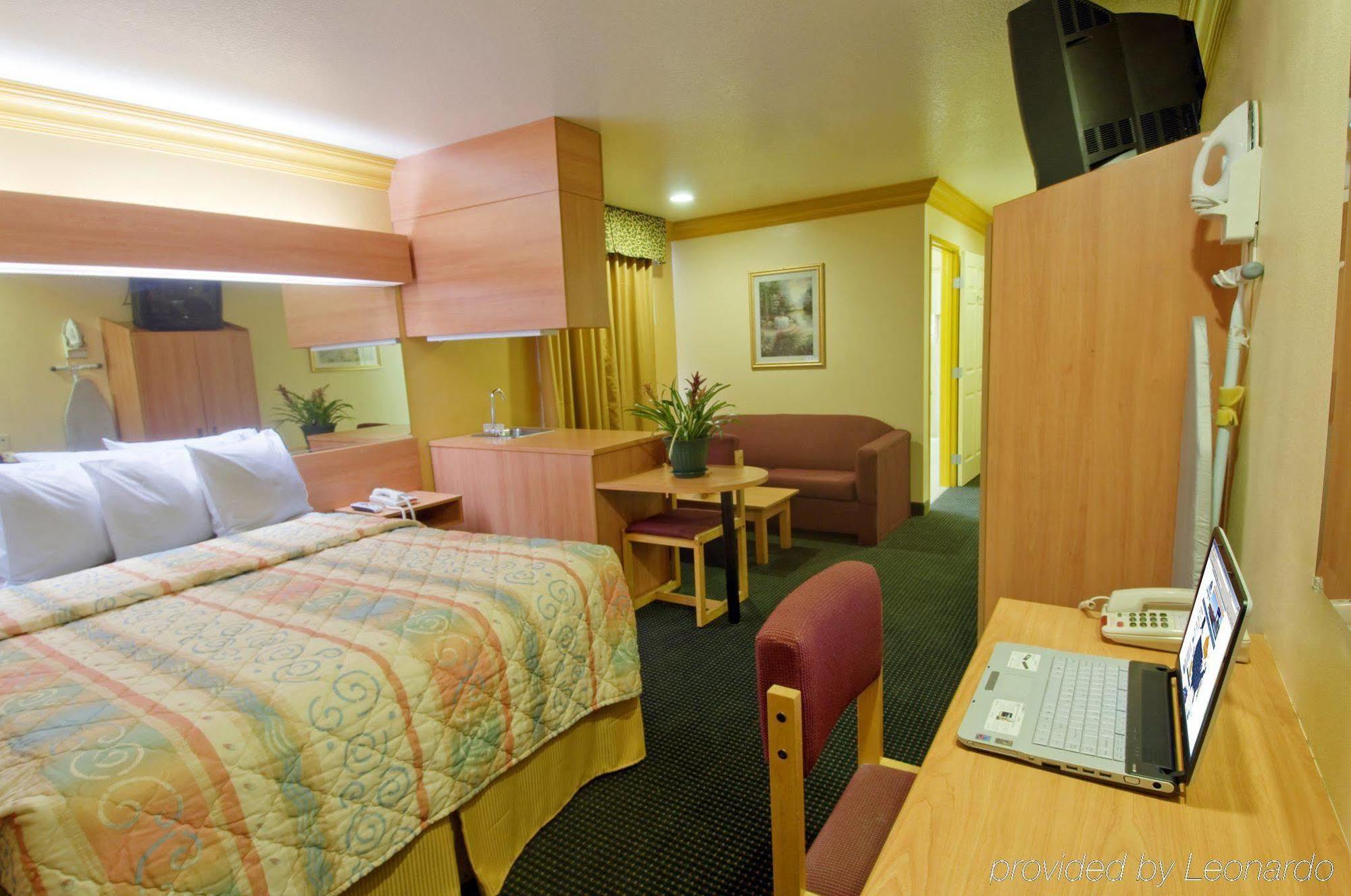 H3 Inn & Suites - Lax Airport - Los Angeles Inglewood Dış mekan fotoğraf
