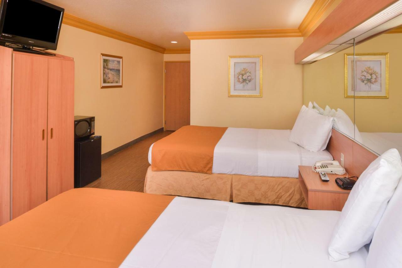 H3 Inn & Suites - Lax Airport - Los Angeles Inglewood Dış mekan fotoğraf